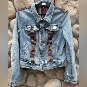 FREE PEOPLE Distressed Denim Multicolor Embroidered Aztec/Baja/Hippie Boho Coat